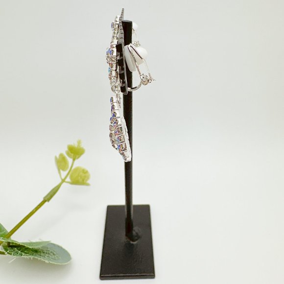 CLIP ON Small Pear Shape Clear Rhinestone  Earrings - Picture 8 of 12